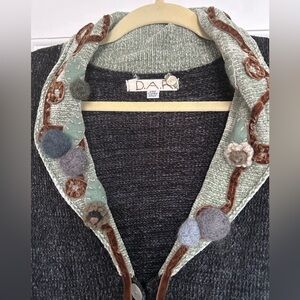 D.A.R gorgeous chenille cardigan Decorative Collar